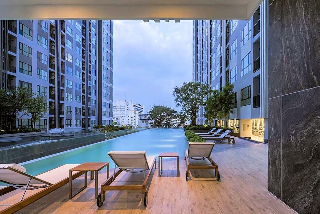 The Base Central Pattaya By Pattaya Holiday Екстериор снимка